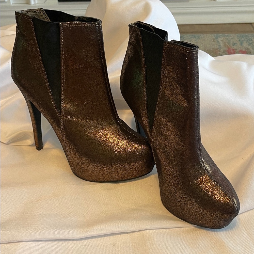 Rock & Republic Shimmering Brown Heeled Boots
